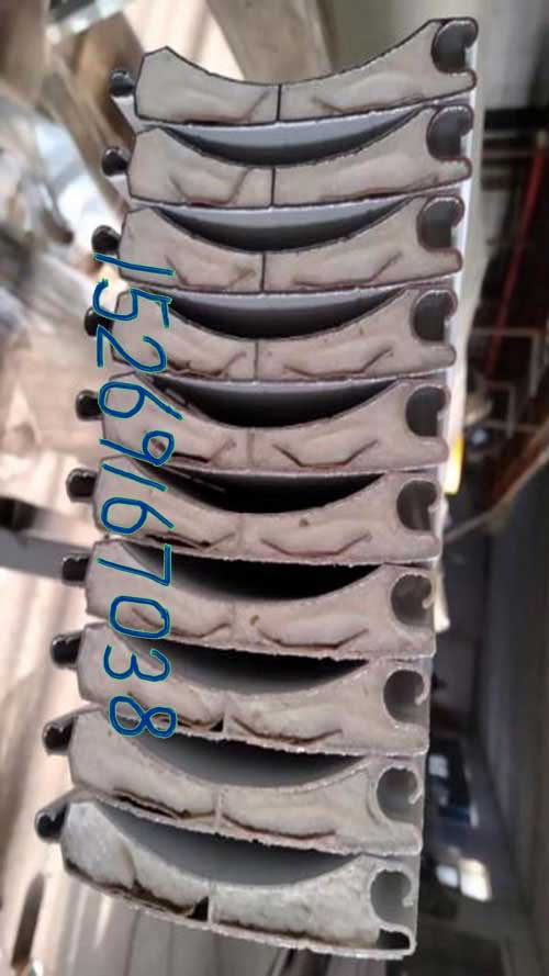 卷簾門簾片空腔穿條發泡案例