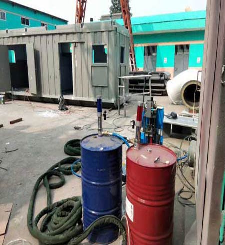 集裝箱聚氨酯噴涂施工發泡設備(圖2) 集裝箱聚氨酯噴涂